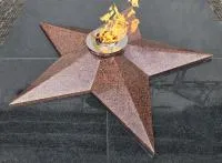 Гранитная плита монтаж в Саках (518372)